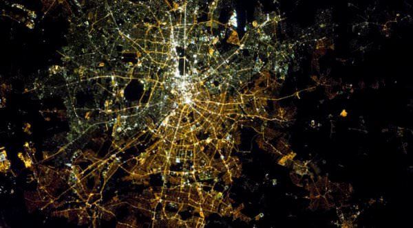 Berlin_ISS_night